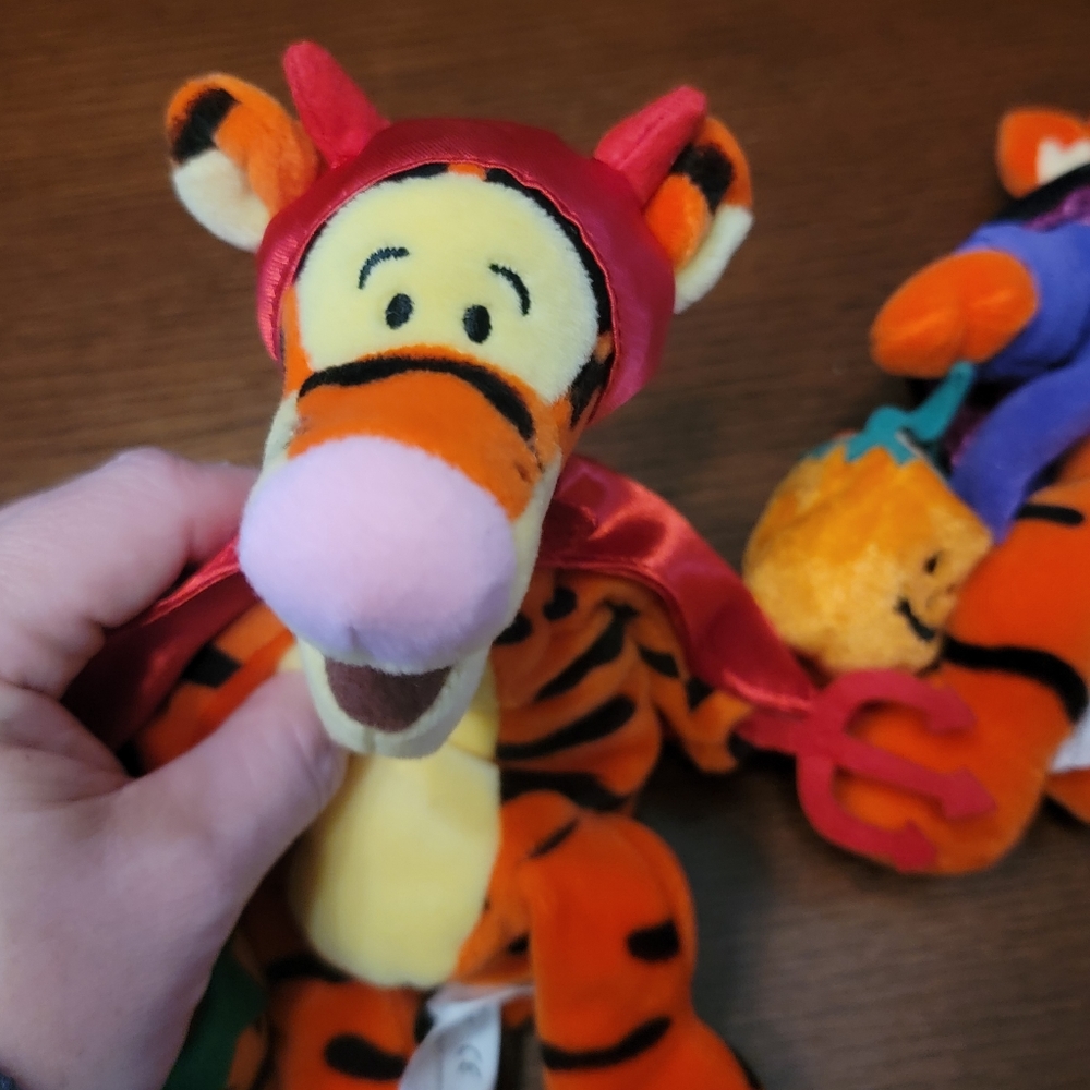Disney Halloween Winnie The Pooh, Tigger, Goofy Beanie Lot - Picture 7 of 15